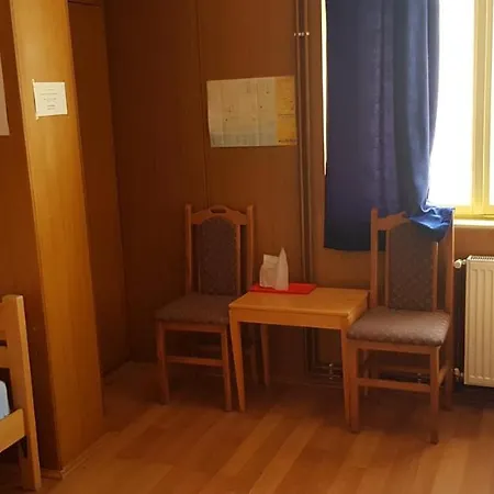 Av Hostel